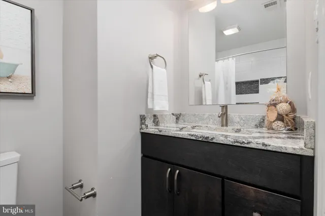 $675,000 | 10774 West Crestview Lane, Laurel, MD 20723