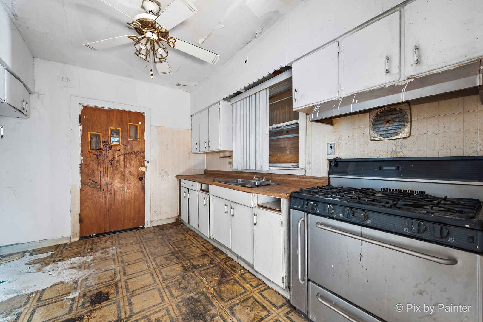 9439 South Racine Avenue Chicago, IL 60620 - Photo 12 of 38