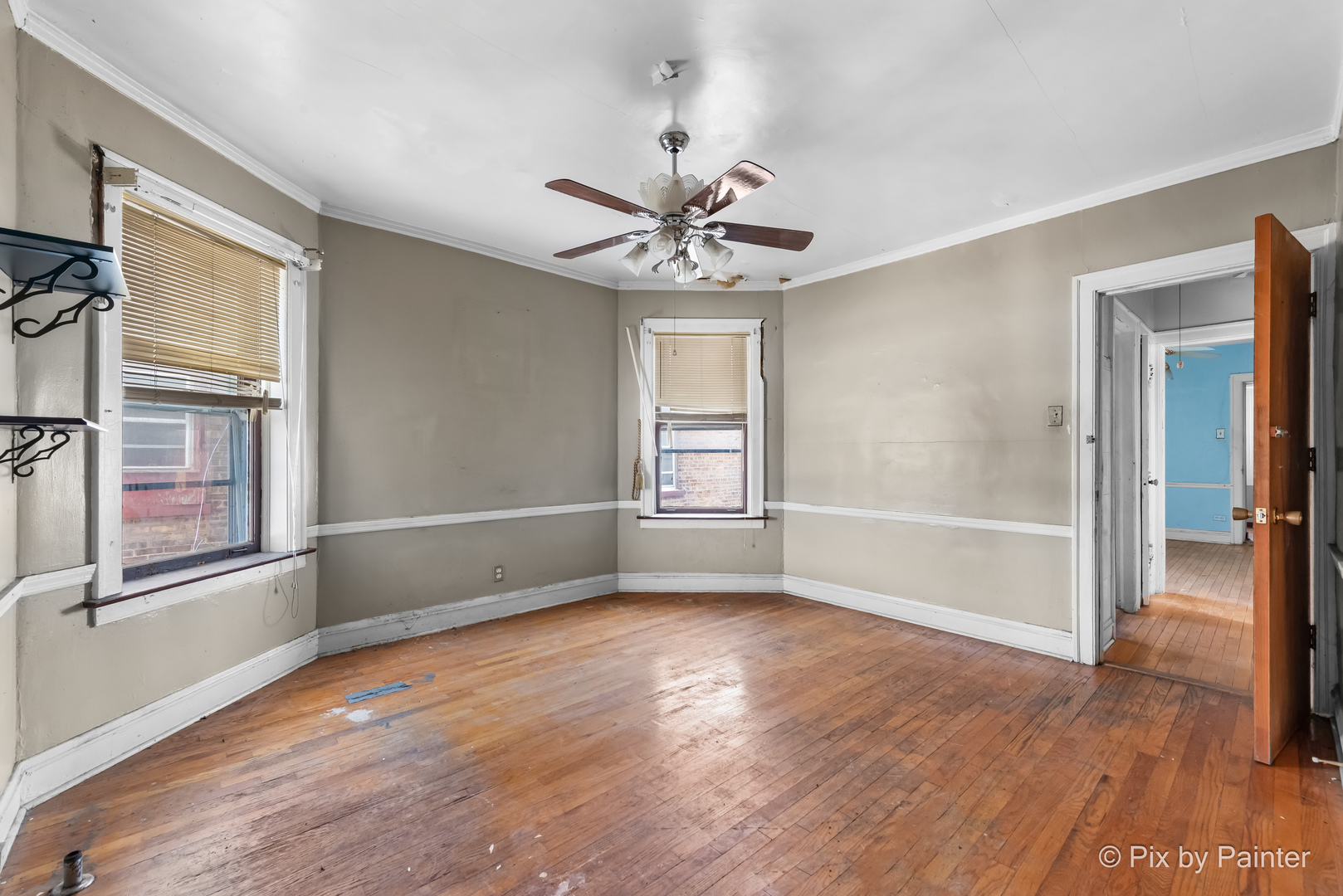 9439 South Racine Avenue Chicago, IL 60620 - Photo 4 of 38