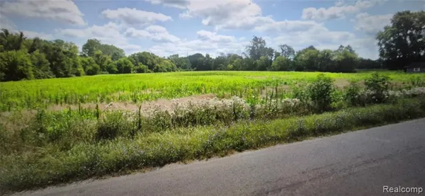 $2,000,000 | 14700 Darling Road, Milan, MI 48160