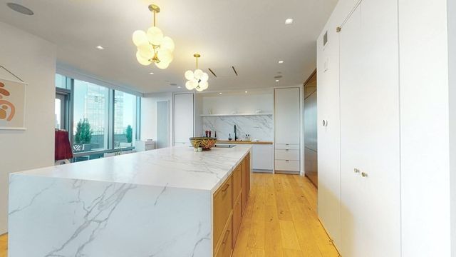 $11,000,000 | 2 Avery Street, Unit PH2A, Boston, MA 02111