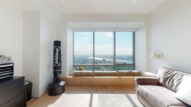 $11,000,000 | 2 Avery Street, Unit PH2A, Boston, MA 02111