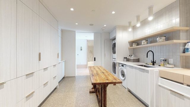 $11,000,000 | 2 Avery Street, Unit PH2A, Boston, MA 02111