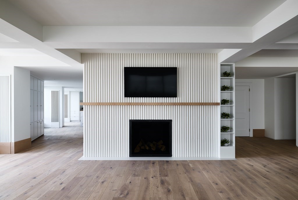 2 Avery Street, Unit PH2A Boston, MA 02111 - Photo 10 of 42