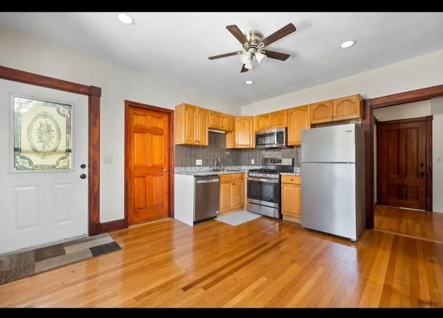 $2,500 | 118 Elm Street, Unit 2, Marlborough, MA 01752