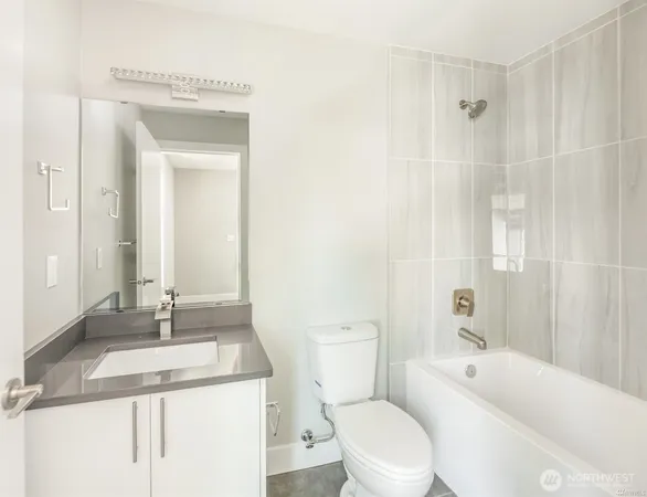$2,650 | 4771 100th Street Northeast, Unit 101, Marysville, WA 98270