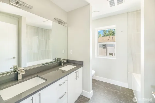 $2,650 | 4771 100th Street Northeast, Unit 101, Marysville, WA 98270