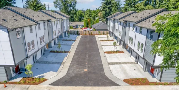 $2,650 | 4771 100th Street Northeast, Unit 101, Marysville, WA 98270