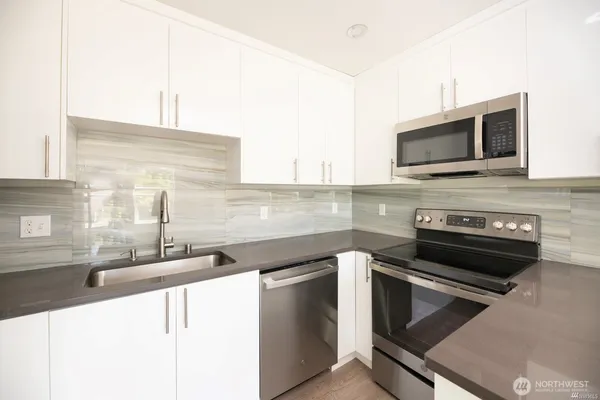 $2,650 | 4771 100th Street Northeast, Unit 101, Marysville, WA 98270