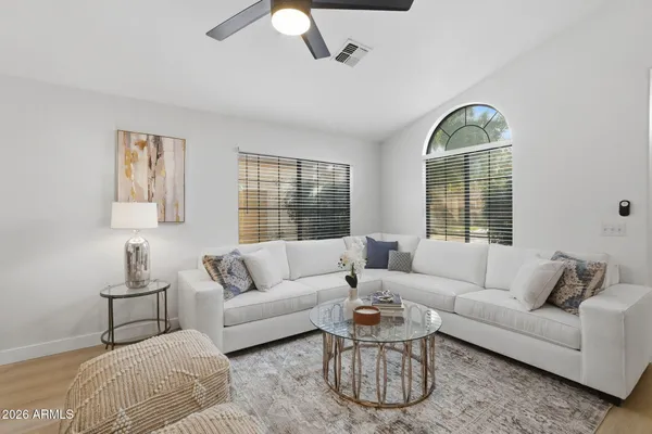 $459,900 | 926 East Hearne Way, Gilbert, AZ 85234
