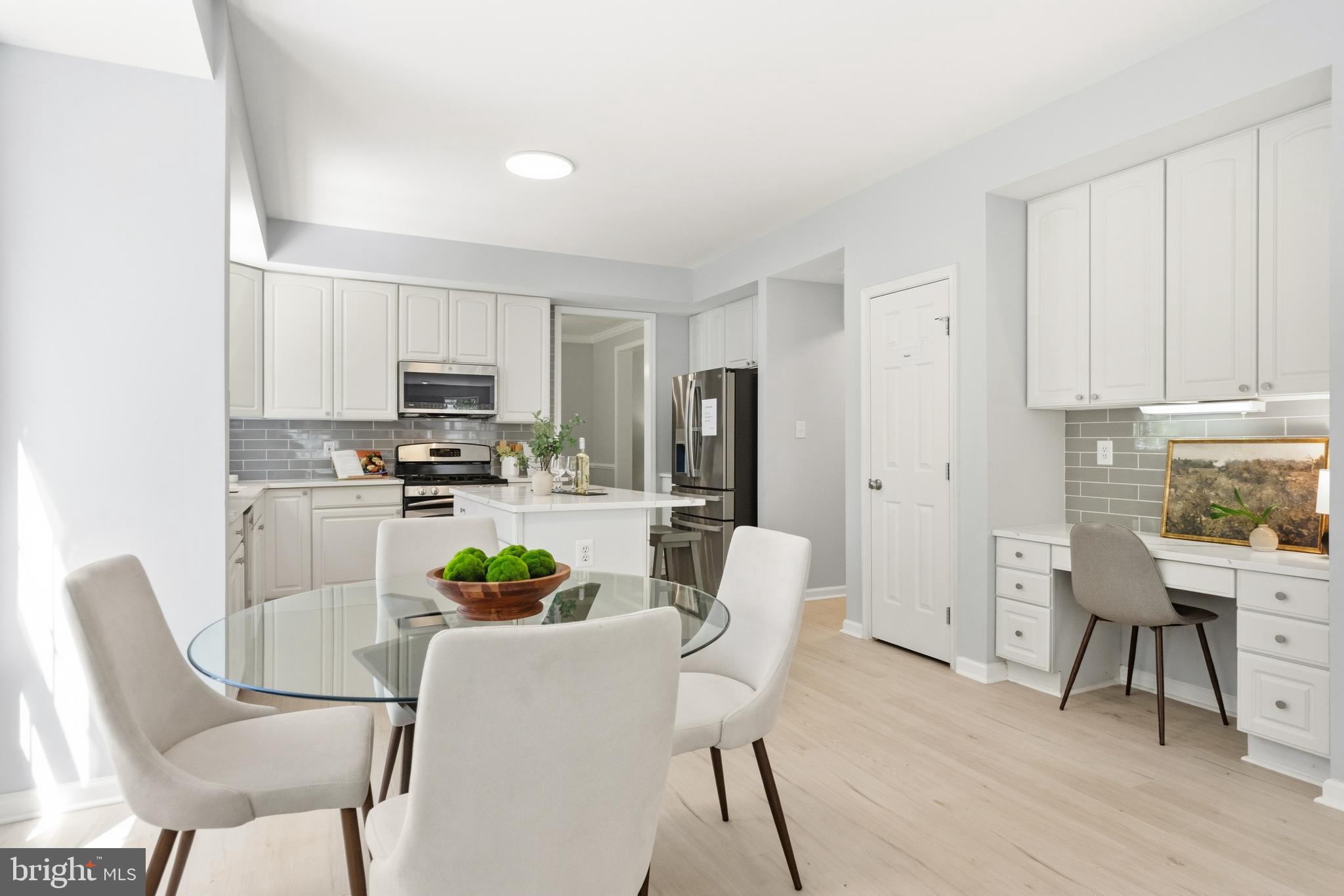 6733 Catskill Road Lorton, VA 22079 - Photo 29 of 62 Break Fast Area in the Kitchen