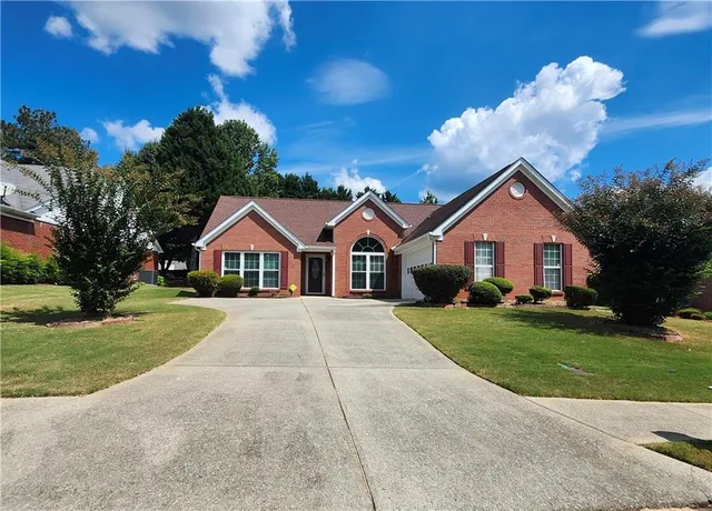 $2,300 | 1052 Ludwick Way, Lawrenceville, GA 30046