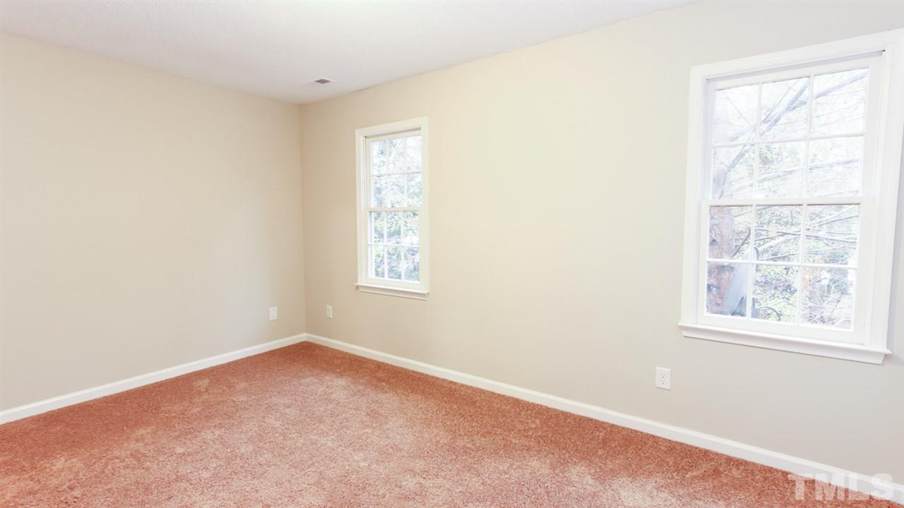 2961 Faversham Place Raleigh, NC 27604 - Photo 11 of 13 Gallery Image 11