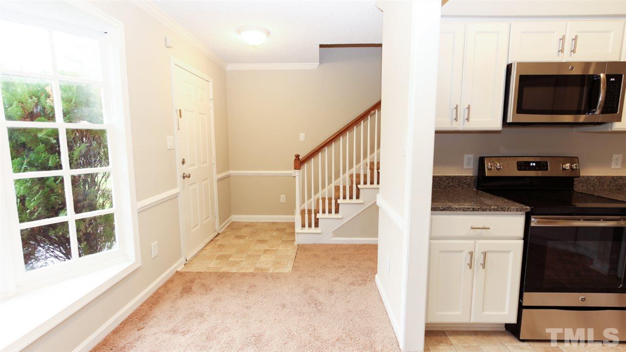 2961 Faversham Place Raleigh, NC 27604 - Photo 5 of 13 Gallery Image 5