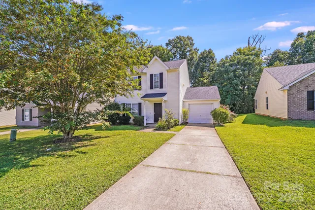 $310,000 | 836 Almora Drive, Charlotte, NC 28216