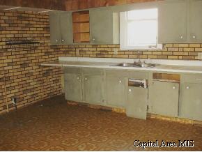 2208 South 14th Street Springfield, IL 62703 - Photo 4 of 9