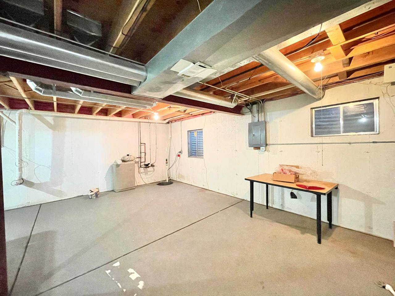 1689 Apple Valley Road Bolingbrook, IL 60490 - Photo 23 of 28 a view of an empty room with windows