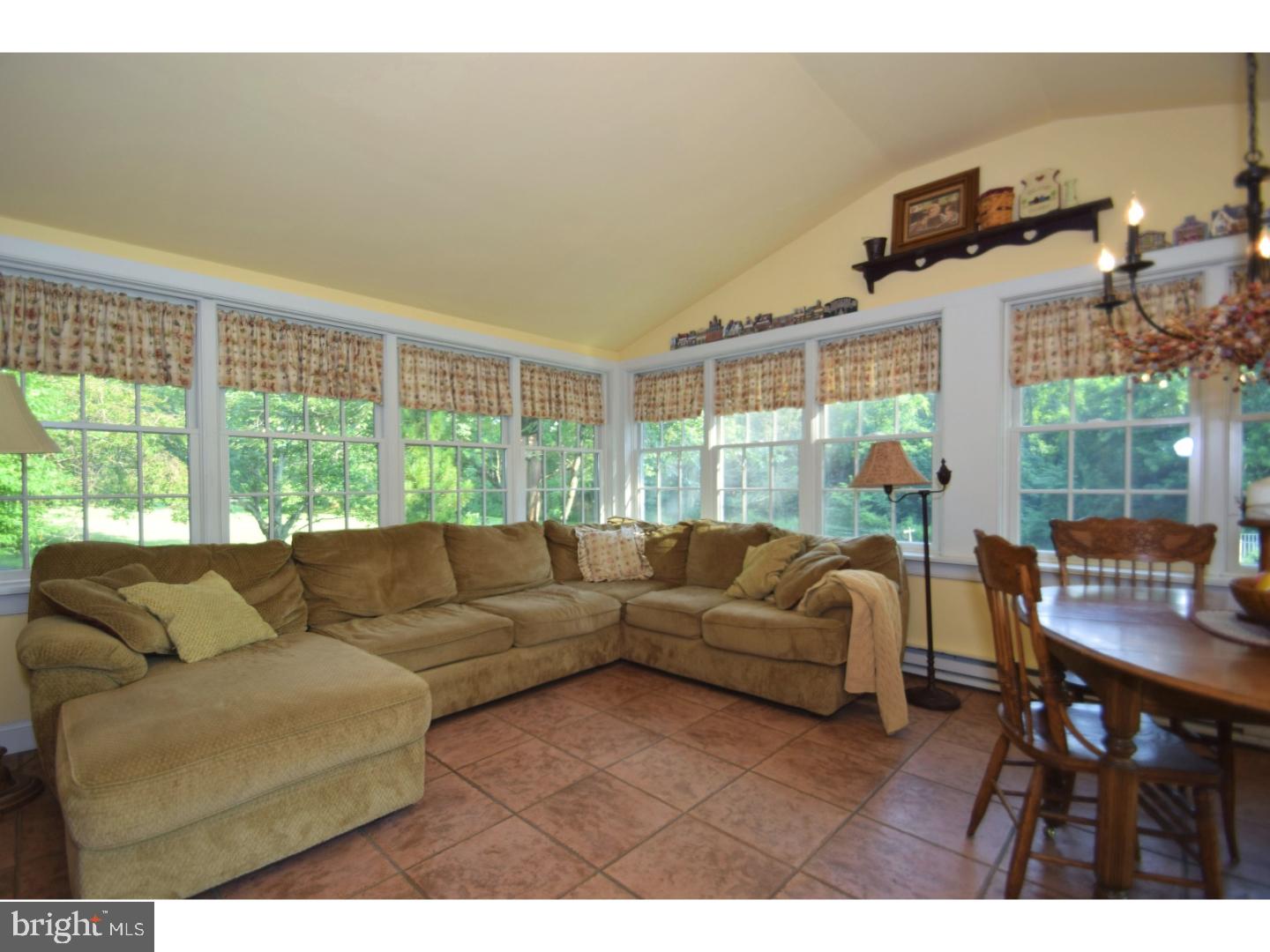 680 Mill Road Telford, PA 18969 - Photo 4 of 24 Gallery Image 4