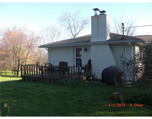 344 Linnwood Road Eighty Four, PA 15330 - Photo 8 of 12 Patio/Deck.