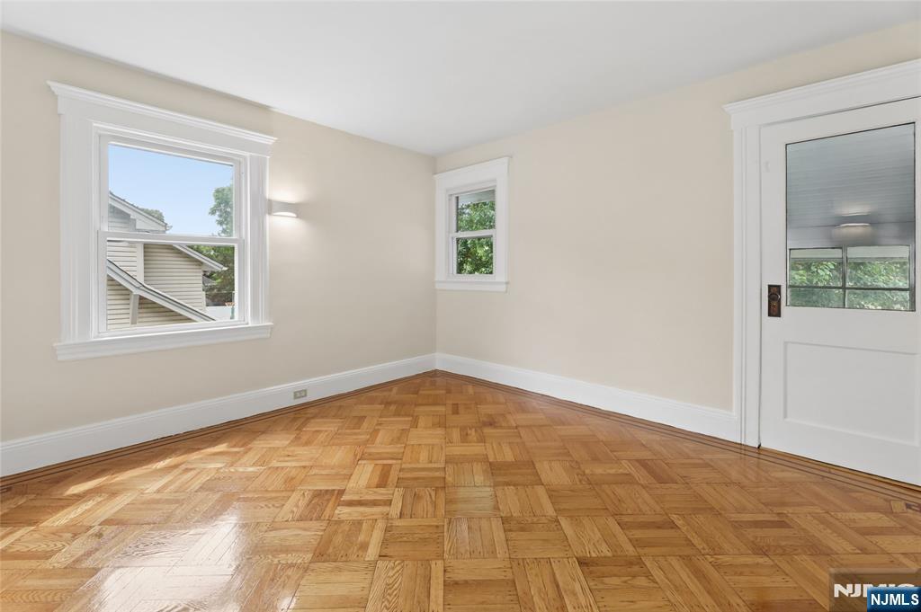 42 Walnut Street Rutherford, NJ 07070 - Photo 19 of 39