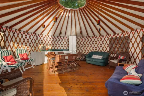 $764,750 | 23-yurt East Lake Sammamish Parkway Northeast, Sammamish, WA 98074