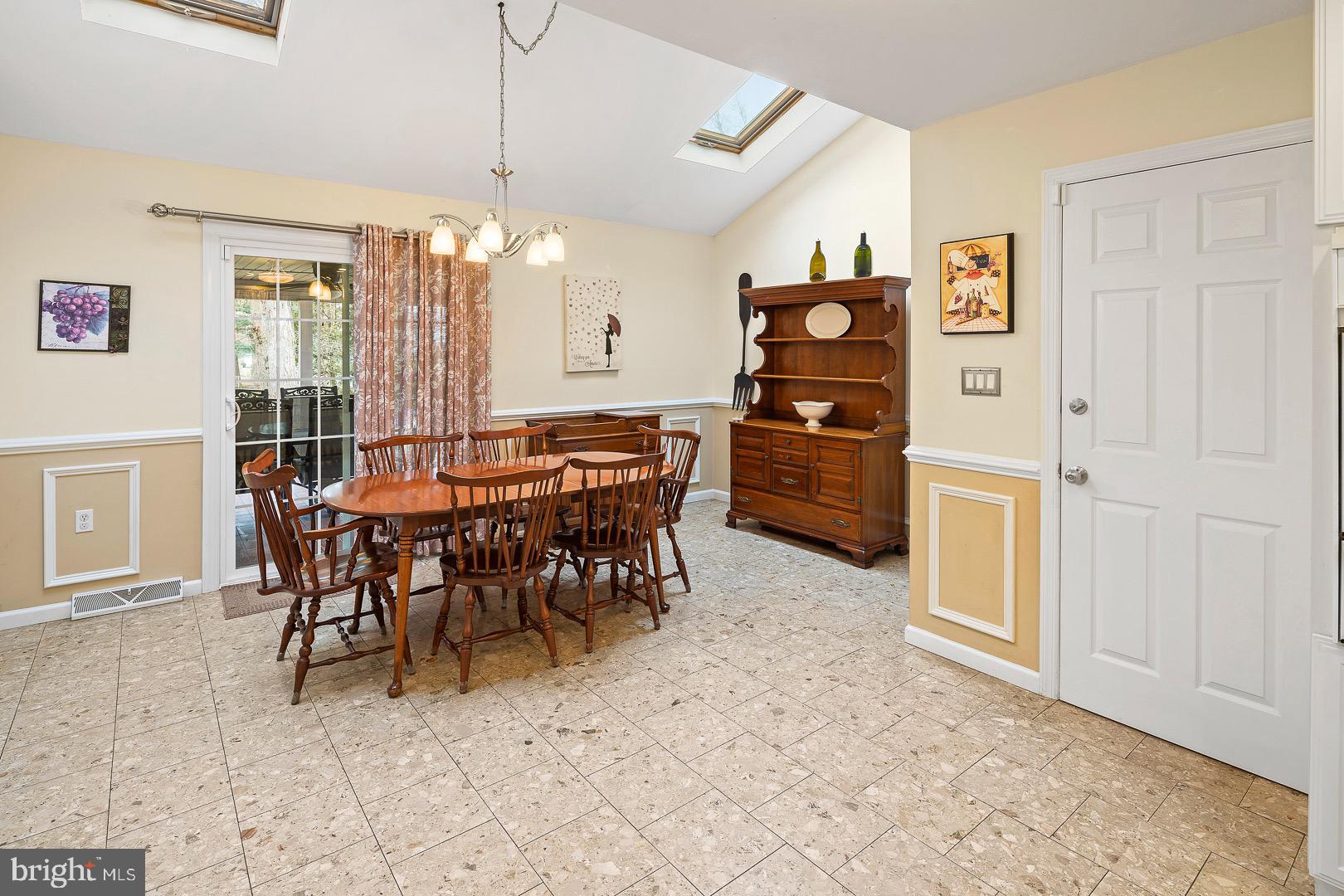 45 Pasadena Drive Hamilton, NJ 08619 - Photo 11 of 34 Nice and bright with two skylights