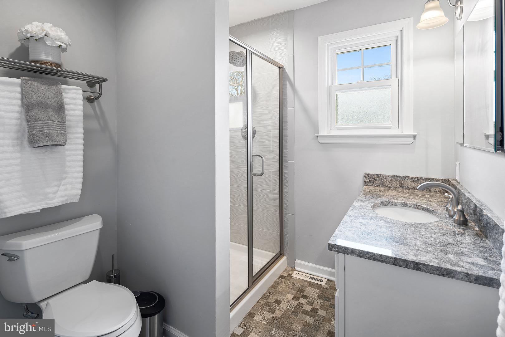 45 Pasadena Drive Hamilton, NJ 08619 - Photo 15 of 34 Newly renovated bathroom- complete gut (2018)