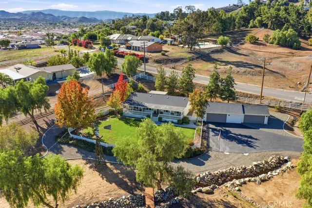 a picture of a book and a white wall