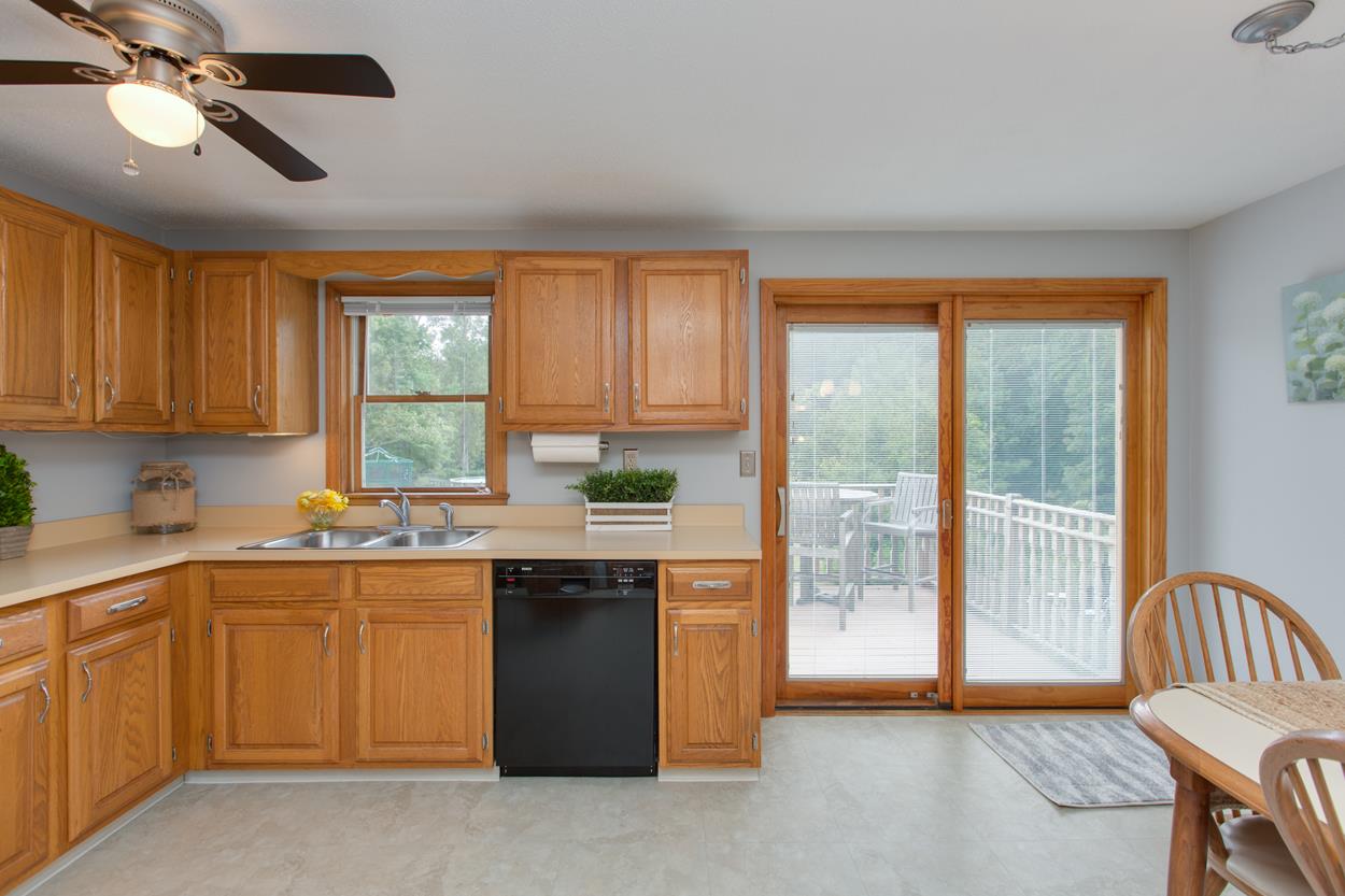 54 Kingston Road, Unit B Plaistow, NH 03865 - Photo 14 of 40 Gallery Image 14
