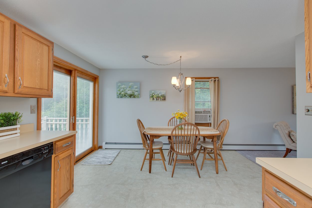 54 Kingston Road, Unit B Plaistow, NH 03865 - Photo 17 of 40 Gallery Image 17