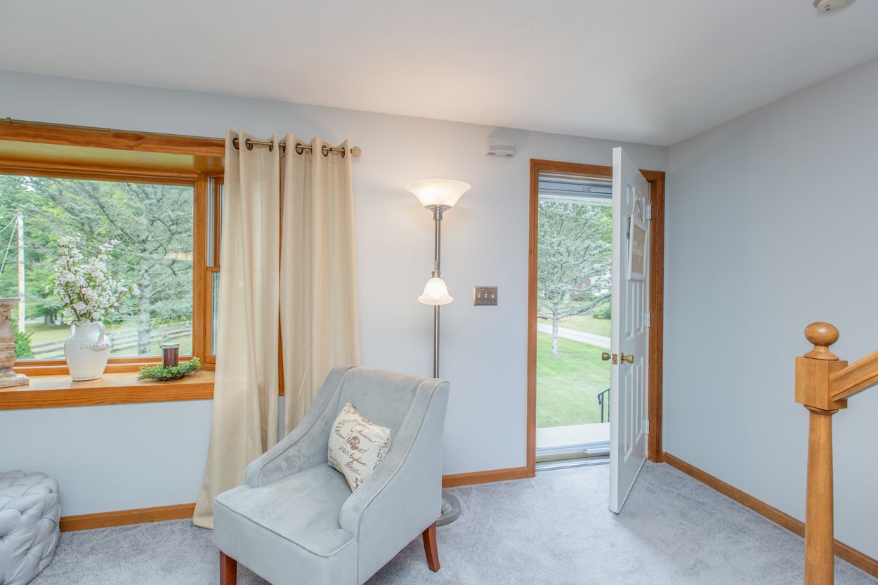 54 Kingston Road, Unit B Plaistow, NH 03865 - Photo 6 of 40 Gallery Image 6