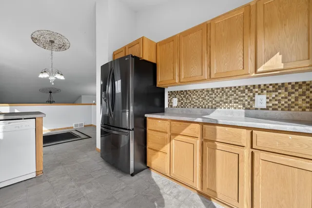 $430,000 | 1077 Gas Light, Sun Prairie, WI 53590