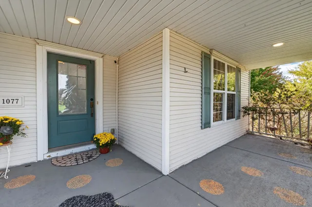 $430,000 | 1077 Gas Light, Sun Prairie, WI 53590
