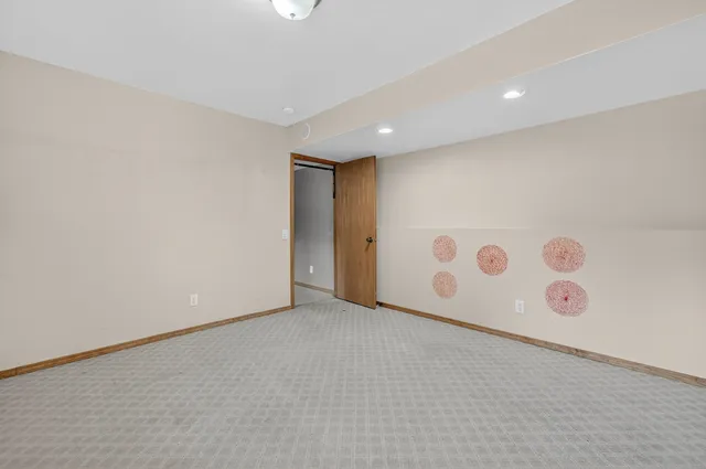 $430,000 | 1077 Gas Light, Sun Prairie, WI 53590