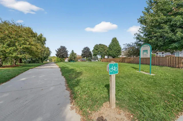 $430,000 | 1077 Gas Light, Sun Prairie, WI 53590