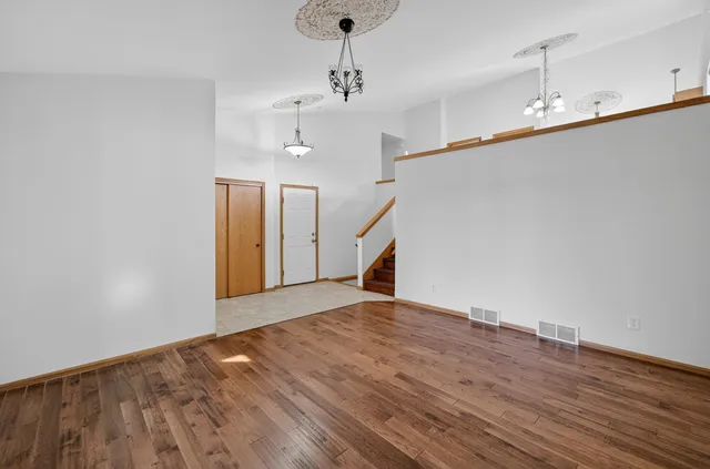 $430,000 | 1077 Gas Light, Sun Prairie, WI 53590