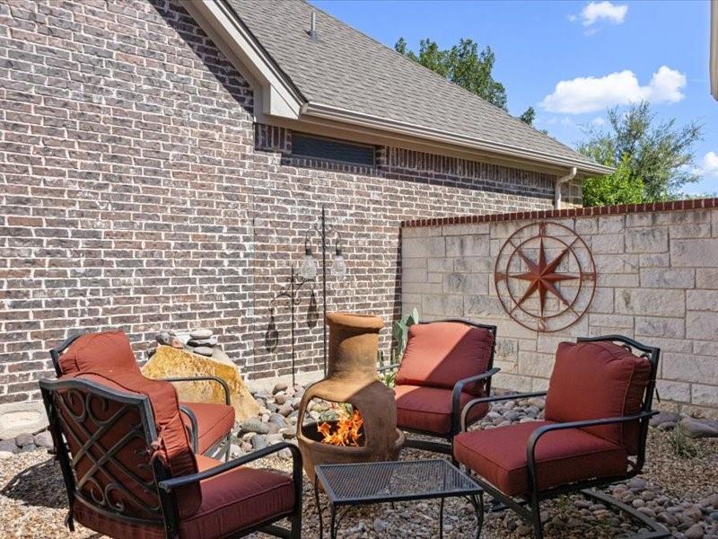 3510 Fountain Way Granbury, TX 76049 - Photo 21 of 27 View of patio / terrace