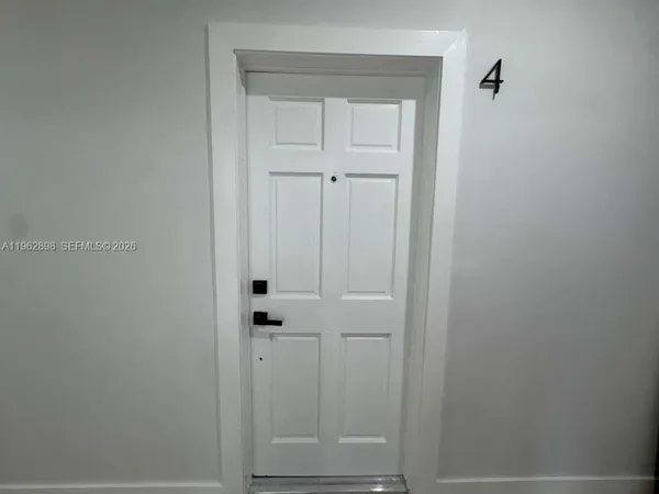 $1,750 | 2425 Southwest 6th Street, Unit 6, Miami, FL 33135