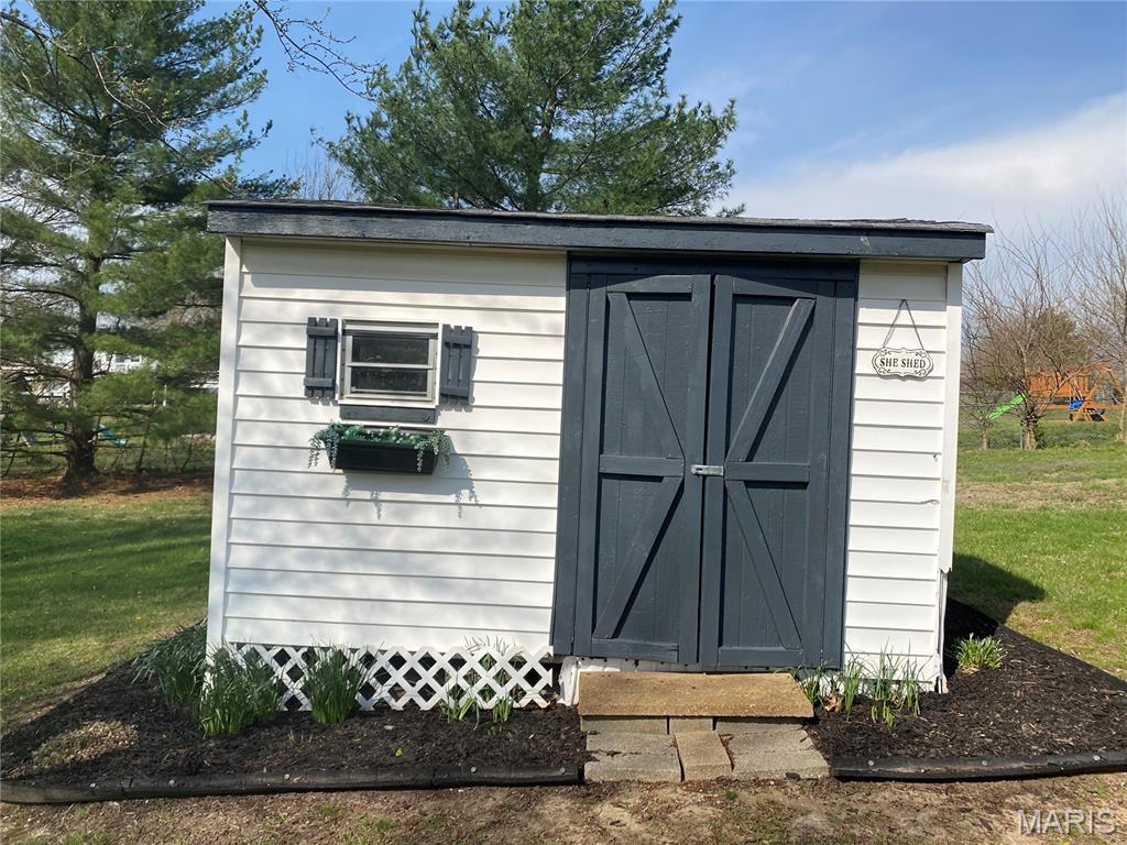 6252 Yellow Brick Road Washington, MO 63090 - Photo 12 of 53