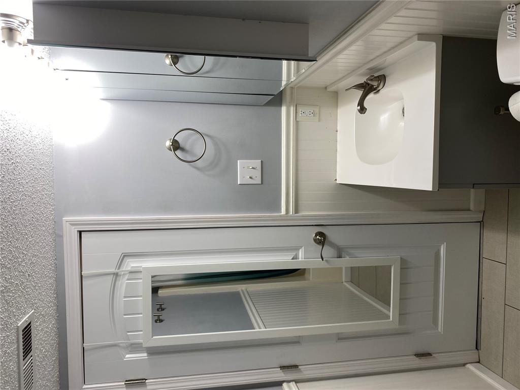 6252 Yellow Brick Road Washington, MO 63090 - Photo 30 of 53