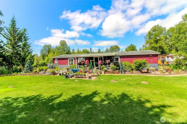 $1,799,999 | 27716 Entwhistle Road East, Buckley, WA 98321