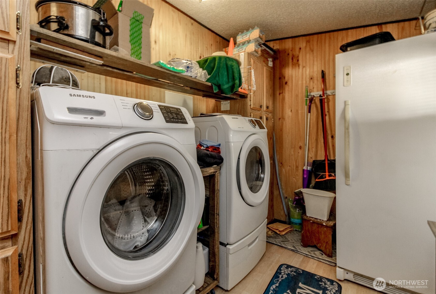 27716 Entwhistle Road East Buckley, WA 98321 - Photo 11 of 39