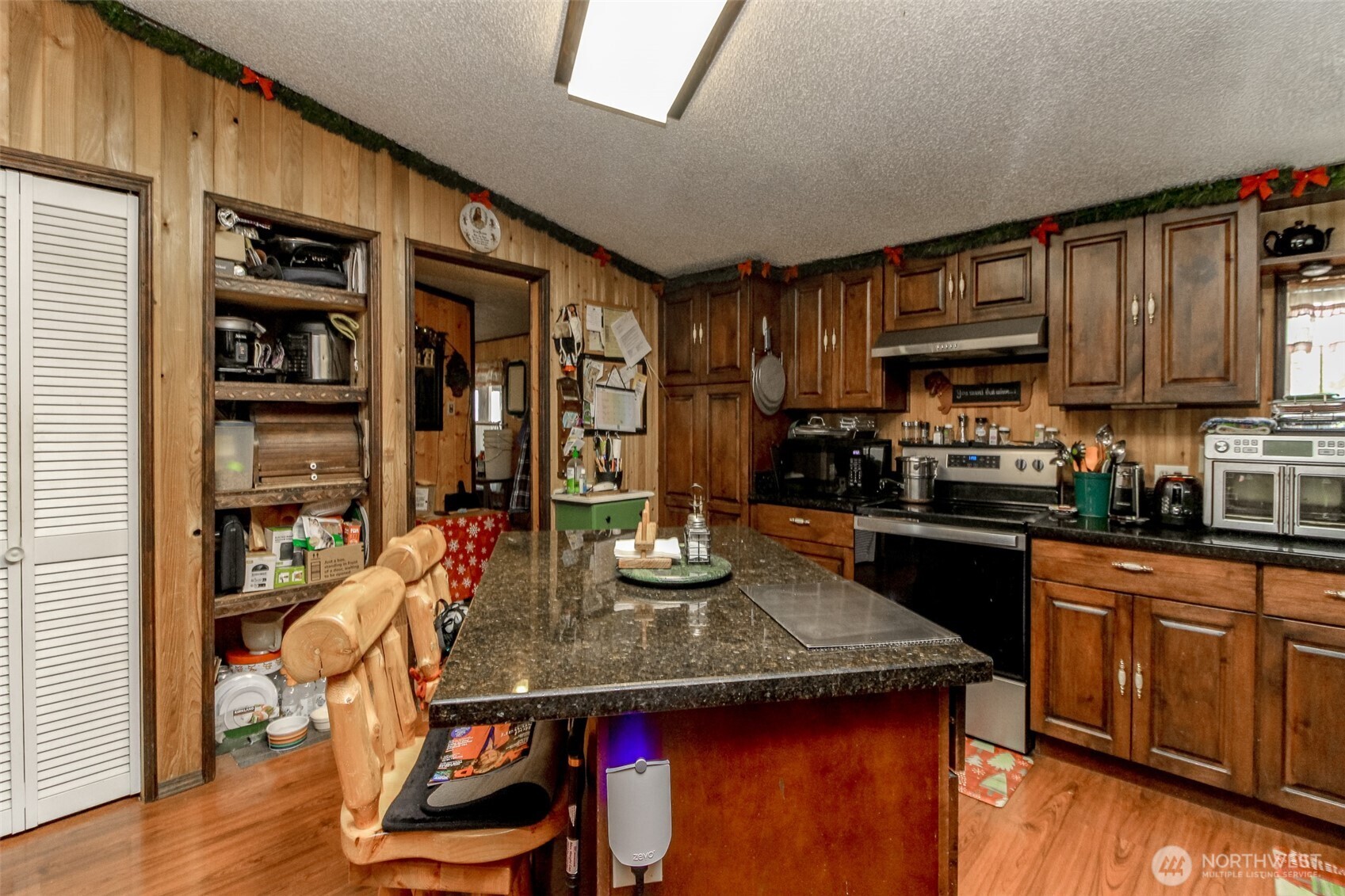 27716 Entwhistle Road East Buckley, WA 98321 - Photo 14 of 39