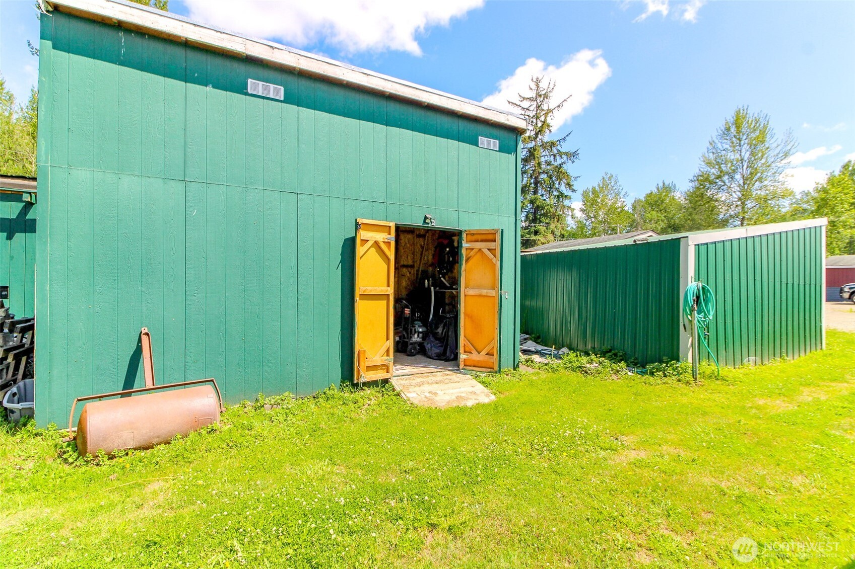 27716 Entwhistle Road East Buckley, WA 98321 - Photo 33 of 39