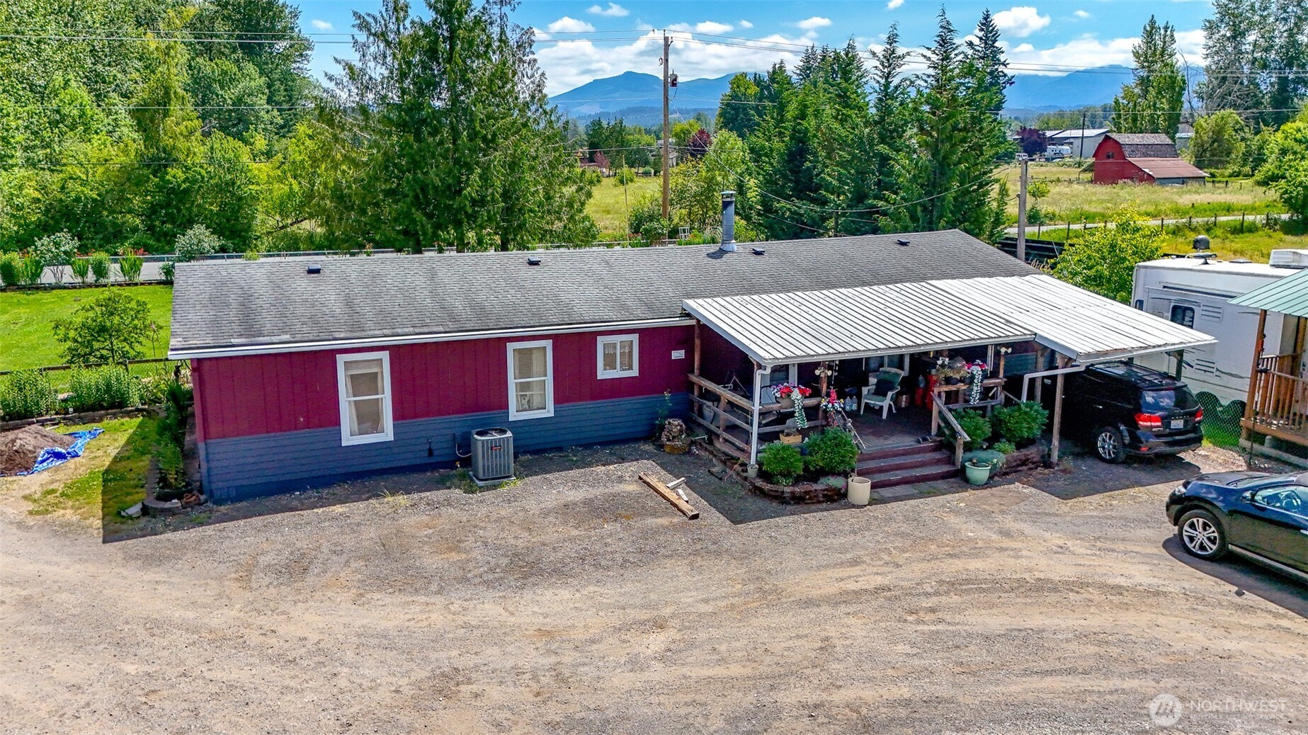 27716 Entwhistle Road East Buckley, WA 98321 - Photo 8 of 39