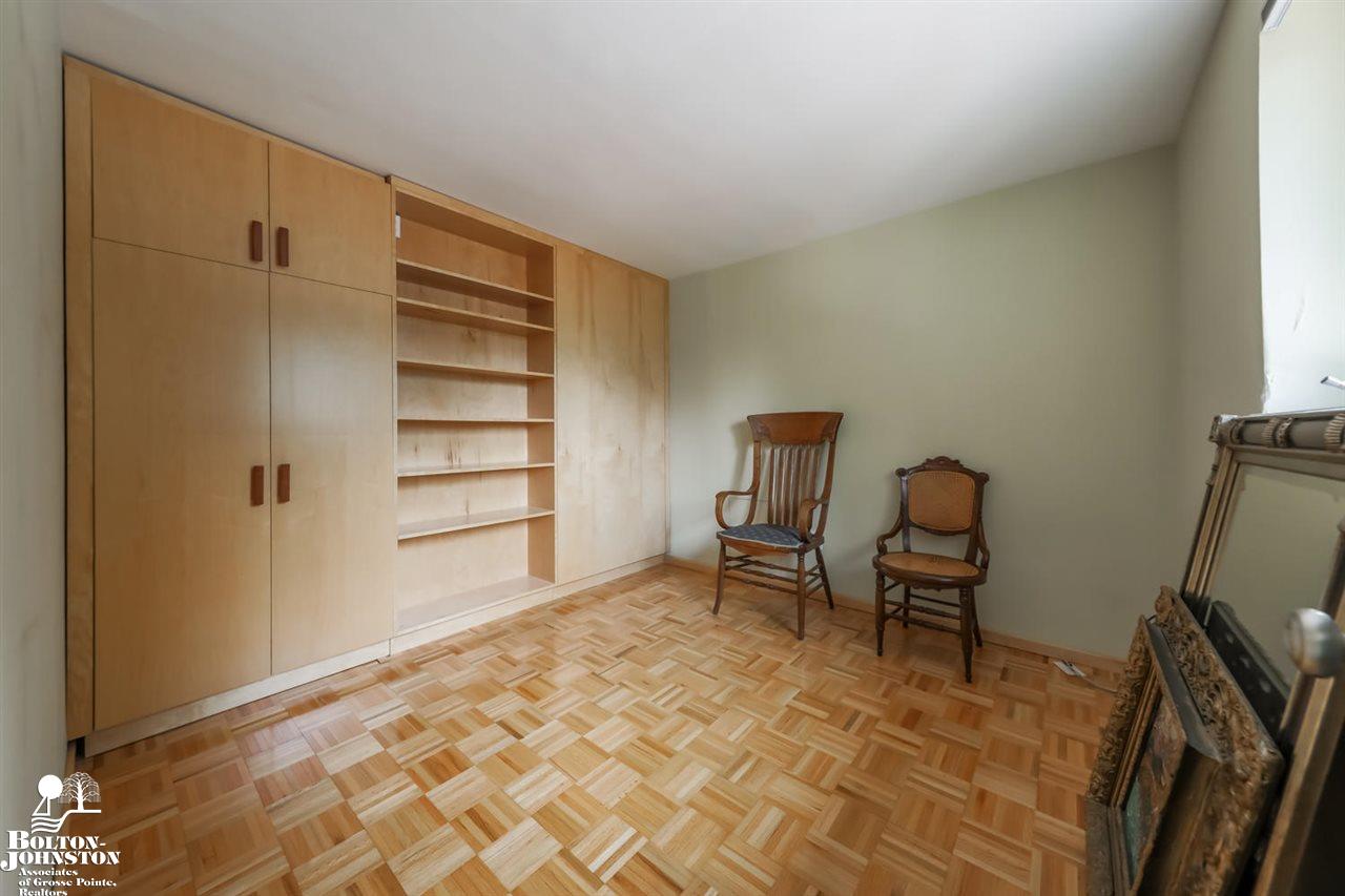 1067 Devonshire Road Grosse Pointe Park, MI 48230 - Photo 41 of 58