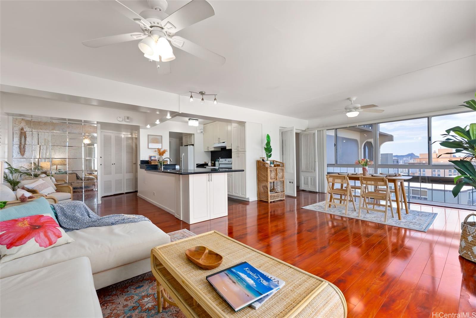 1022 Prospect Street, Unit 902B Honolulu, HI 96822 - Photo 8 of 25