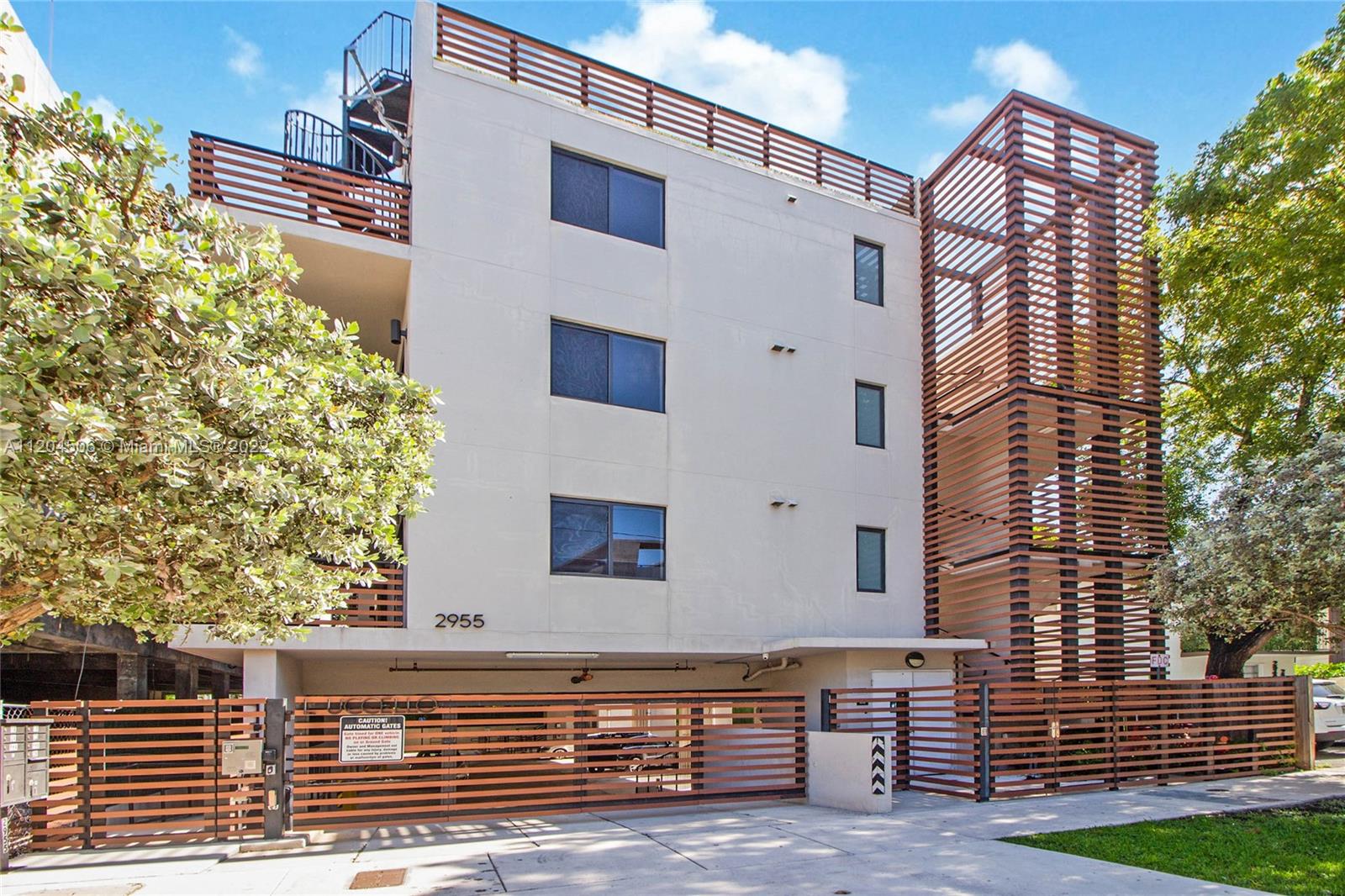 2955 Bird Avenue, Unit PHA Miami, FL 33133 - Photo 2 of 33 a view of a building