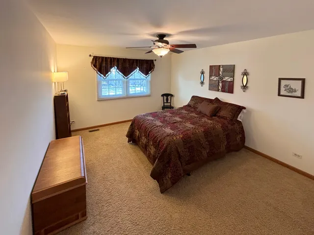 $775,000 | 3740 Caine Drive, Naperville, IL 60564