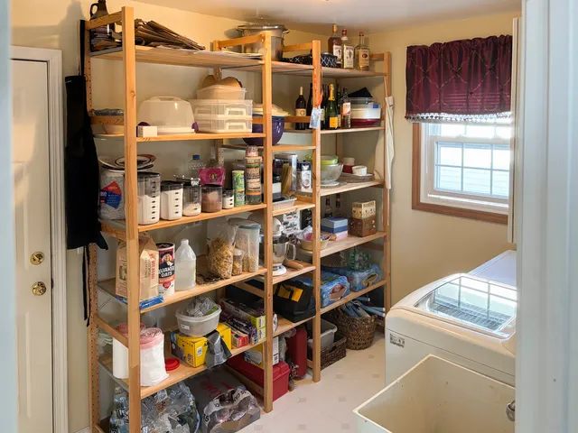 $775,000 | 3740 Caine Drive, Naperville, IL 60564